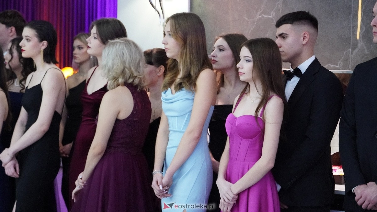  Studniówka w I LO w Ostrołęce [18.01.2025] - zdjęcie #264 - eOstroleka.pl