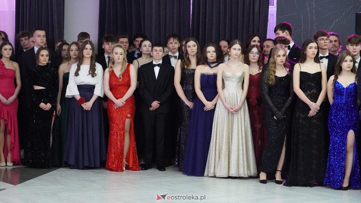  Studniówka w I LO w Ostrołęce [18.01.2025] - zdjęcie #236 - eOstroleka.pl