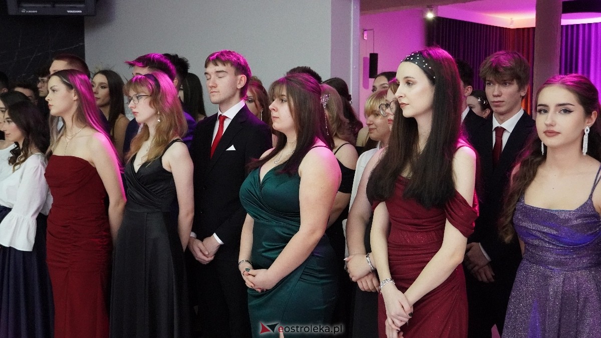  Studniówka w I LO w Ostrołęce [18.01.2025] - zdjęcie #214 - eOstroleka.pl