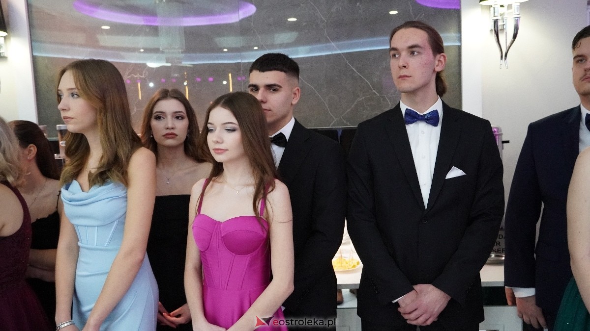  Studniówka w I LO w Ostrołęce [18.01.2025] - zdjęcie #206 - eOstroleka.pl