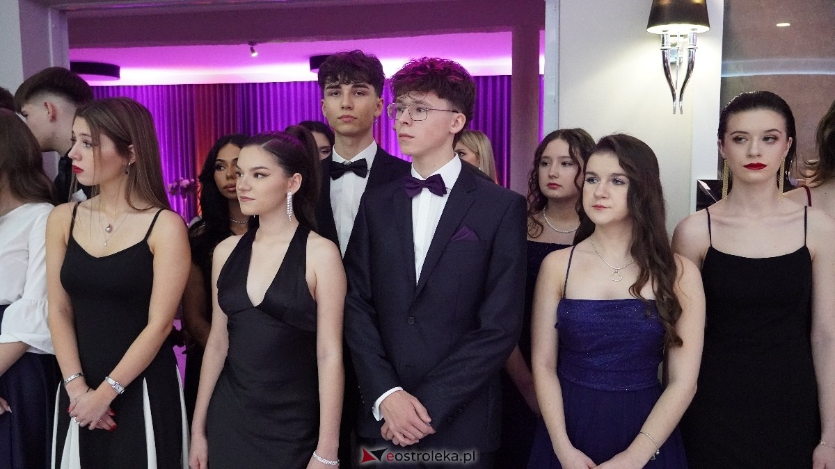 Studniówka w I LO w Ostrołęce [18.01.2025] - zdjęcie #202 - eOstroleka.pl