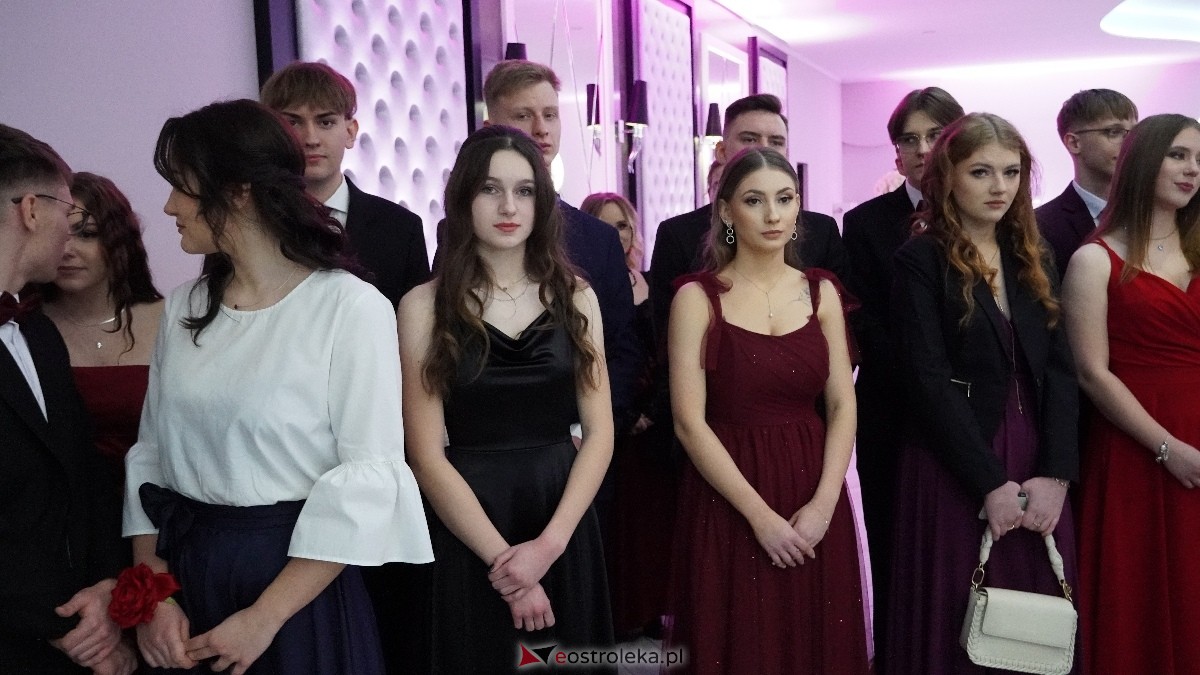  Studniówka w I LO w Ostrołęce [18.01.2025] - zdjęcie #193 - eOstroleka.pl