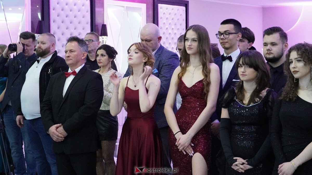  Studniówka w I LO w Ostrołęce [18.01.2025] - zdjęcie #192 - eOstroleka.pl