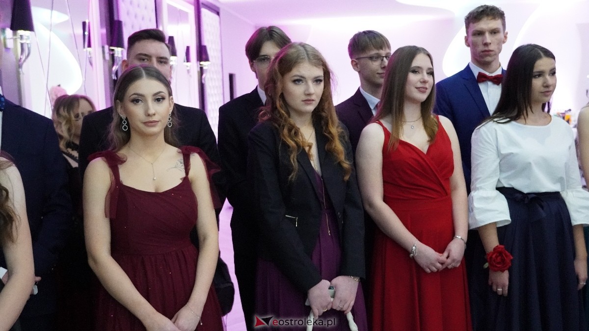  Studniówka w I LO w Ostrołęce [18.01.2025] - zdjęcie #190 - eOstroleka.pl