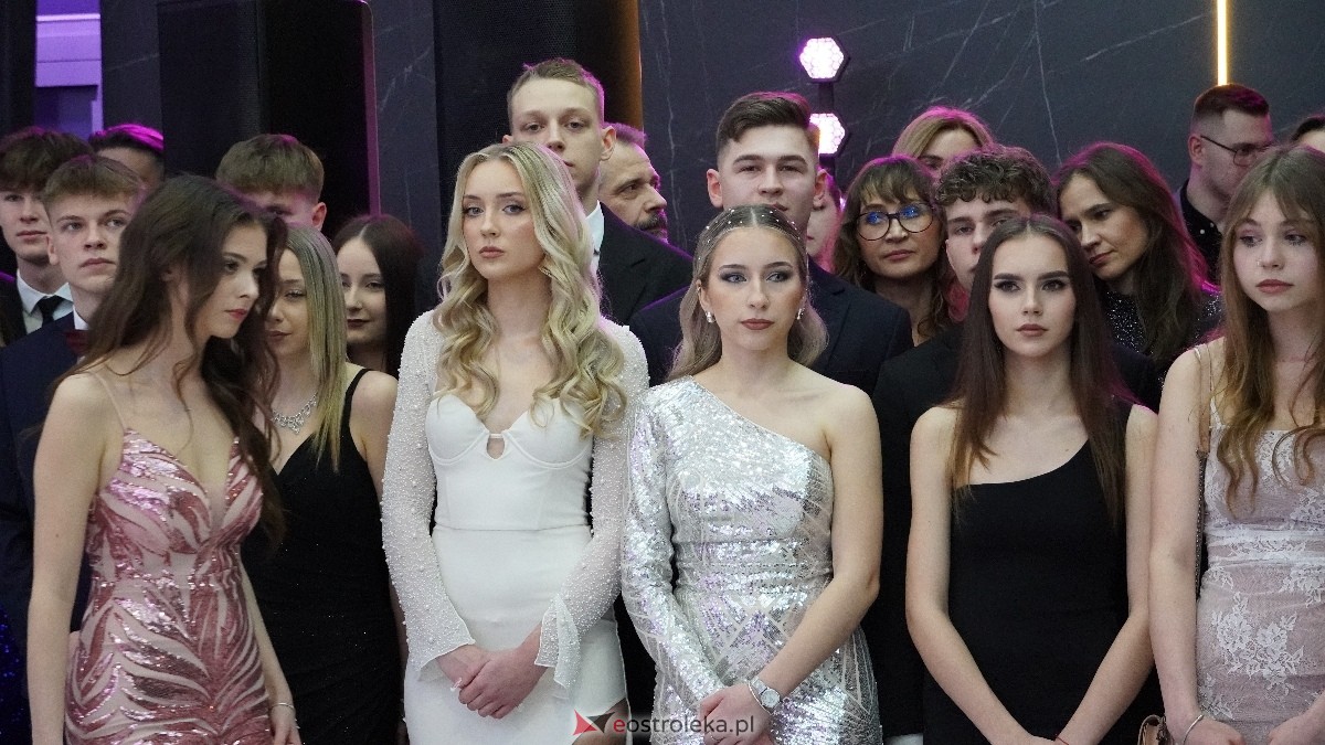  Studniówka w I LO w Ostrołęce [18.01.2025] - zdjęcie #180 - eOstroleka.pl