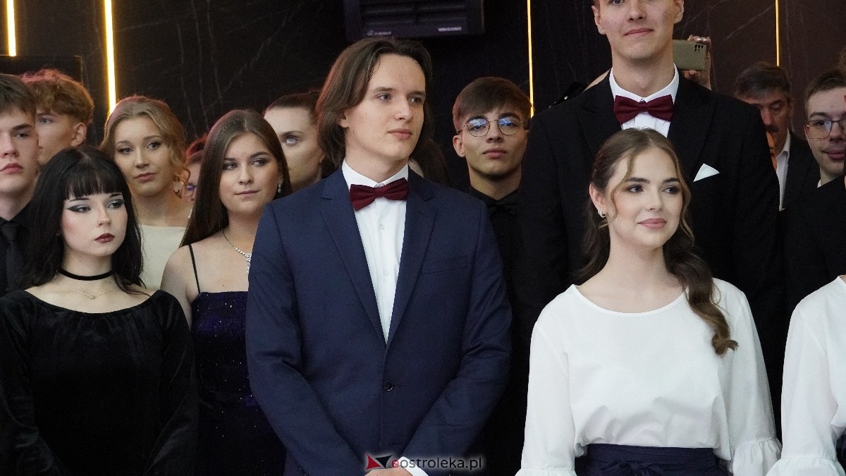  Studniówka w I LO w Ostrołęce [18.01.2025] - zdjęcie #174 - eOstroleka.pl