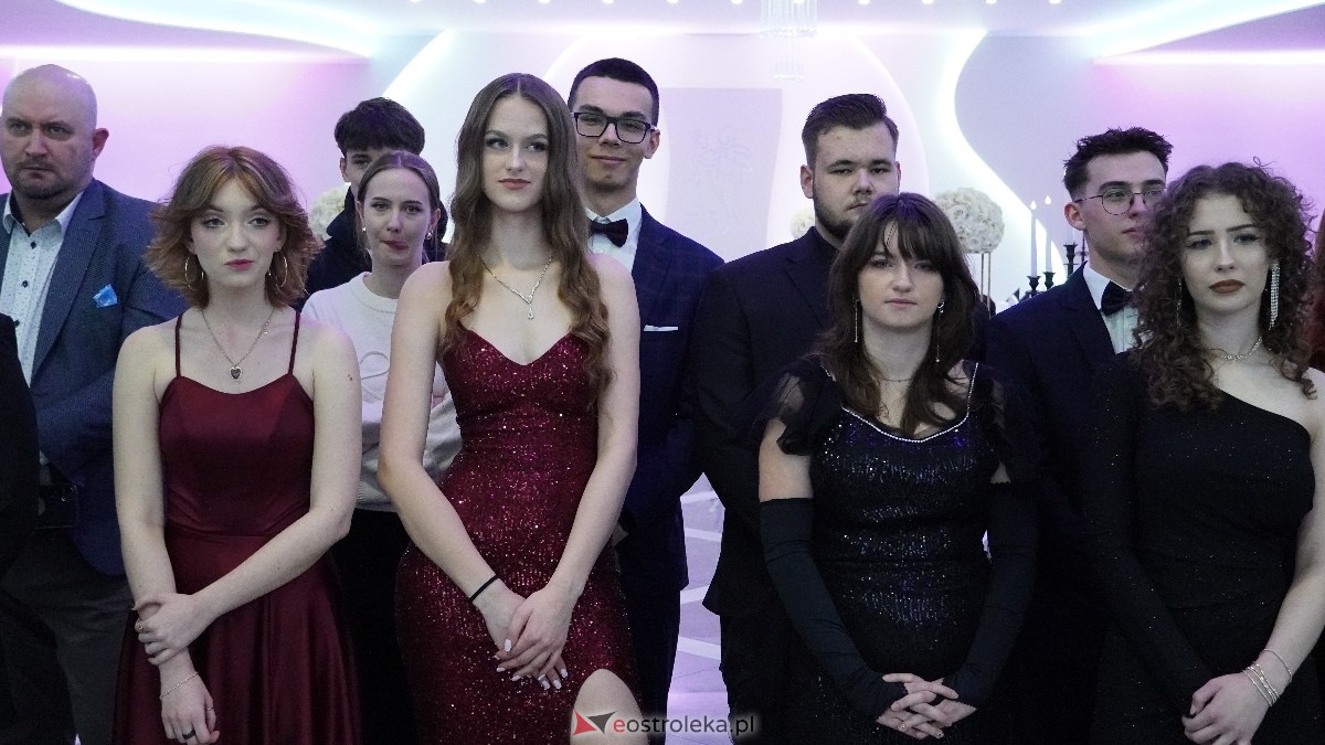  Studniówka w I LO w Ostrołęce [18.01.2025] - zdjęcie #157 - eOstroleka.pl