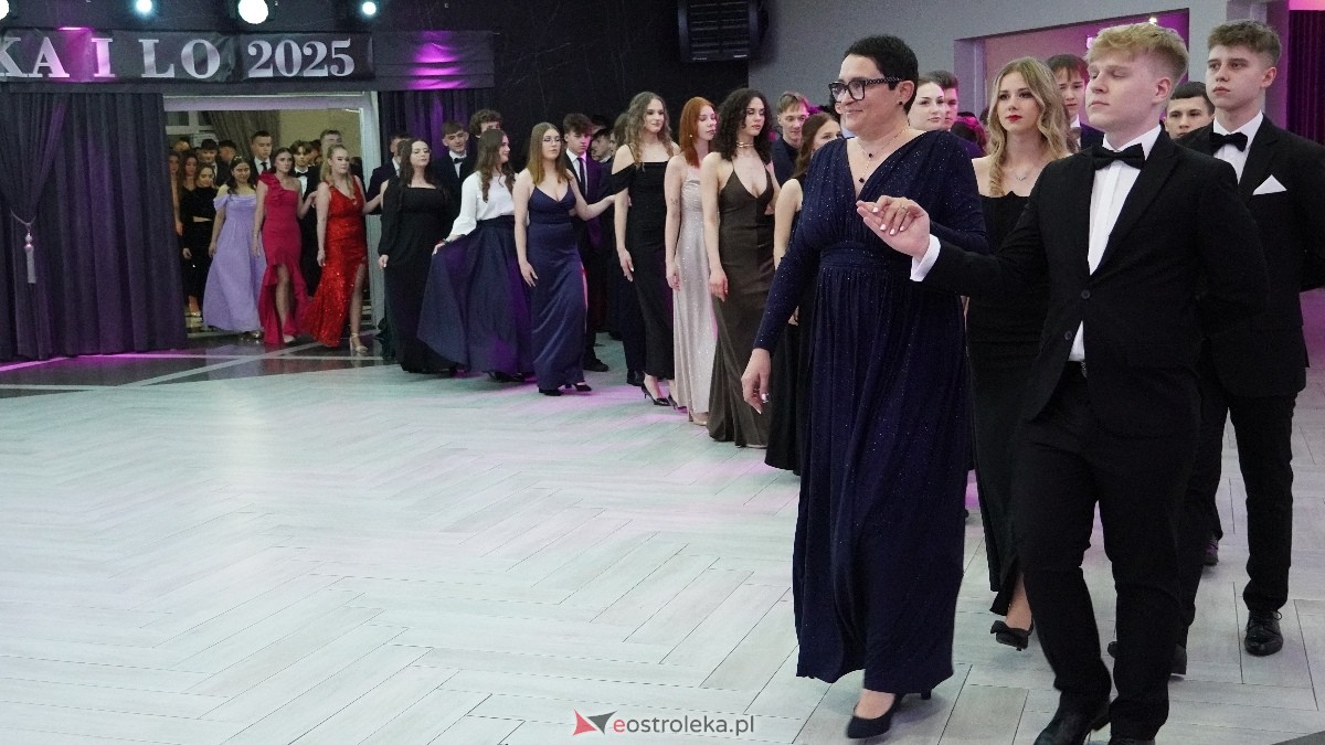  Studniówka w I LO w Ostrołęce [18.01.2025] - zdjęcie #121 - eOstroleka.pl