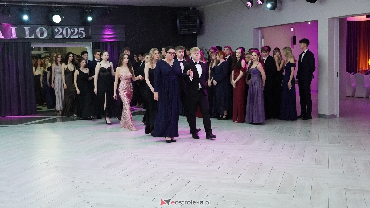  Studniówka w I LO w Ostrołęce [18.01.2025] - zdjęcie #117 - eOstroleka.pl