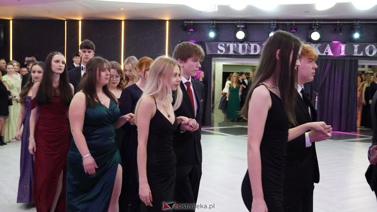  Studniówka w I LO w Ostrołęce [18.01.2025] - zdjęcie #115 - eOstroleka.pl