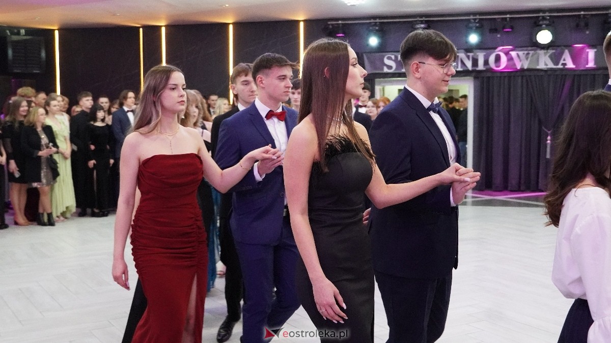  Studniówka w I LO w Ostrołęce [18.01.2025] - zdjęcie #111 - eOstroleka.pl