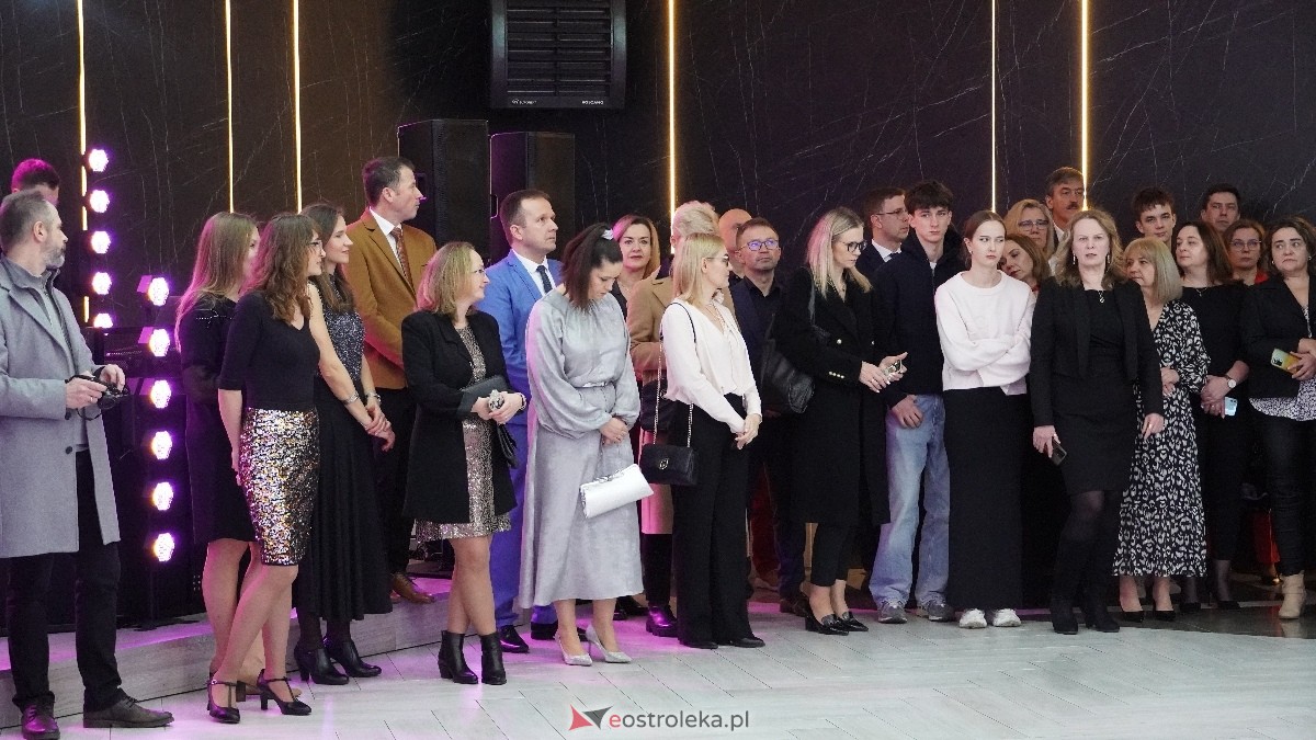  Studniówka w I LO w Ostrołęce [18.01.2025] - zdjęcie #92 - eOstroleka.pl