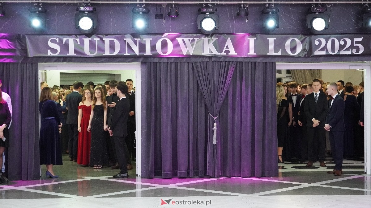  Studniówka w I LO w Ostrołęce [18.01.2025] - zdjęcie #90 - eOstroleka.pl