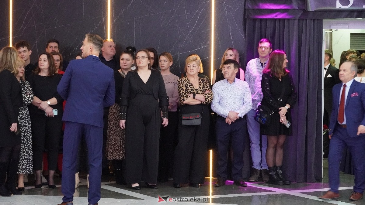  Studniówka w I LO w Ostrołęce [18.01.2025] - zdjęcie #85 - eOstroleka.pl