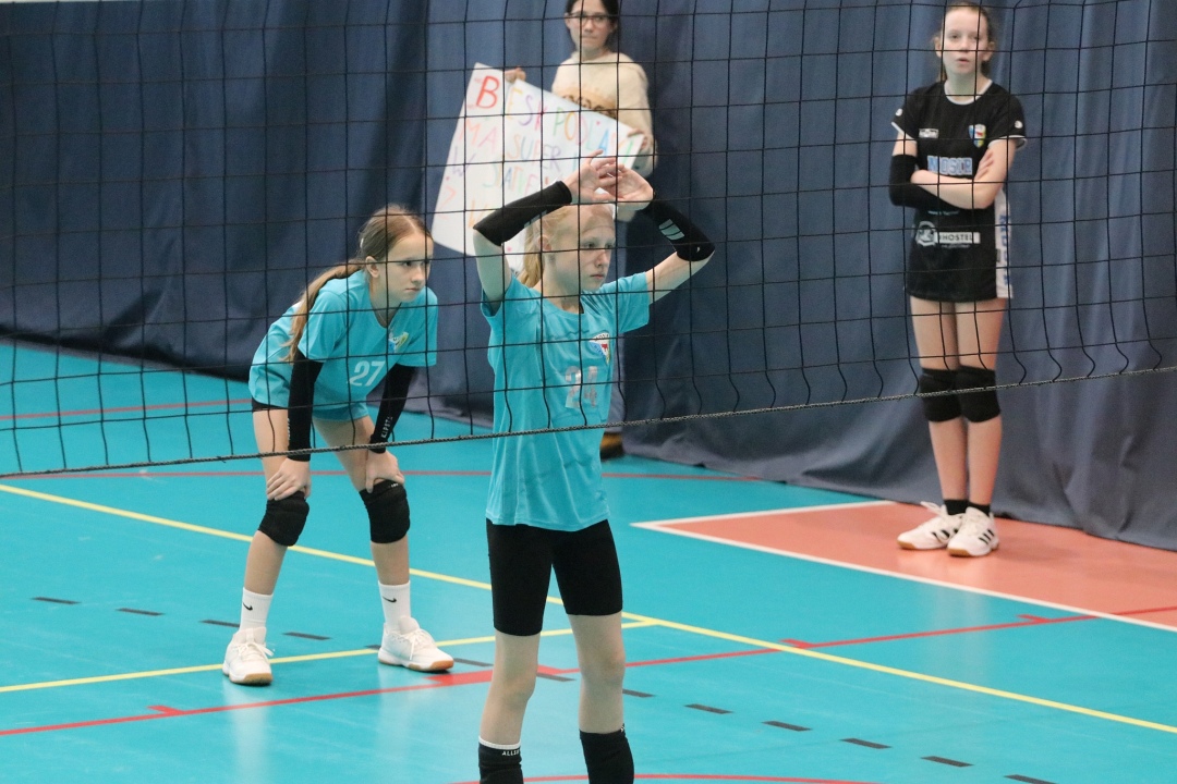 Ogólnopolski turniej siatkówki trójek [19.01.2025] - zdjęcie #38 - eOstroleka.pl