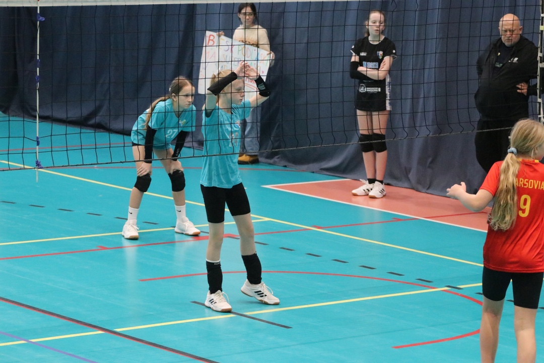 Ogólnopolski turniej siatkówki trójek [19.01.2025] - zdjęcie #37 - eOstroleka.pl