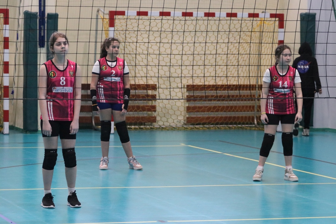 Ogólnopolski turniej siatkówki trójek [19.01.2025] - zdjęcie #27 - eOstroleka.pl