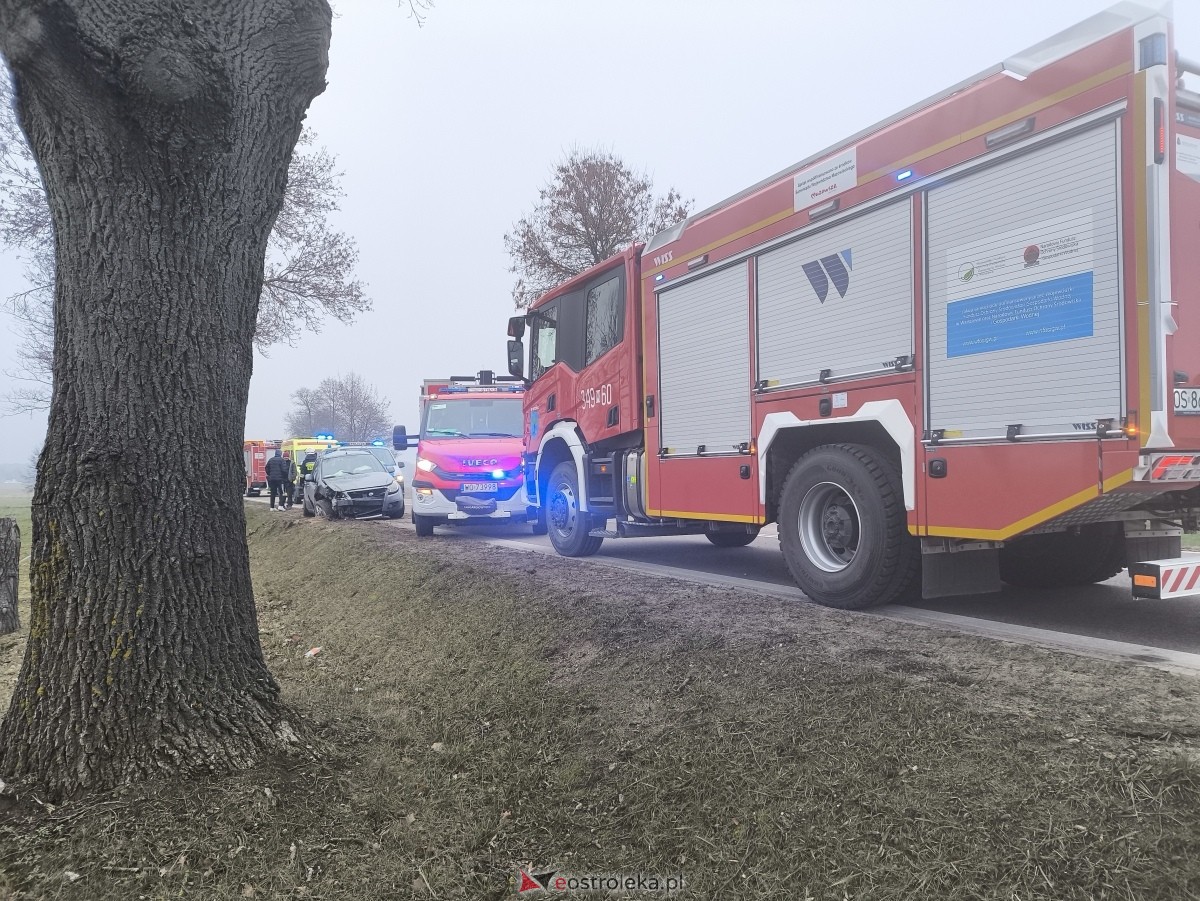 Wypadek w Wykrocie [22.01.2025] - zdjęcie #9 - eOstroleka.pl