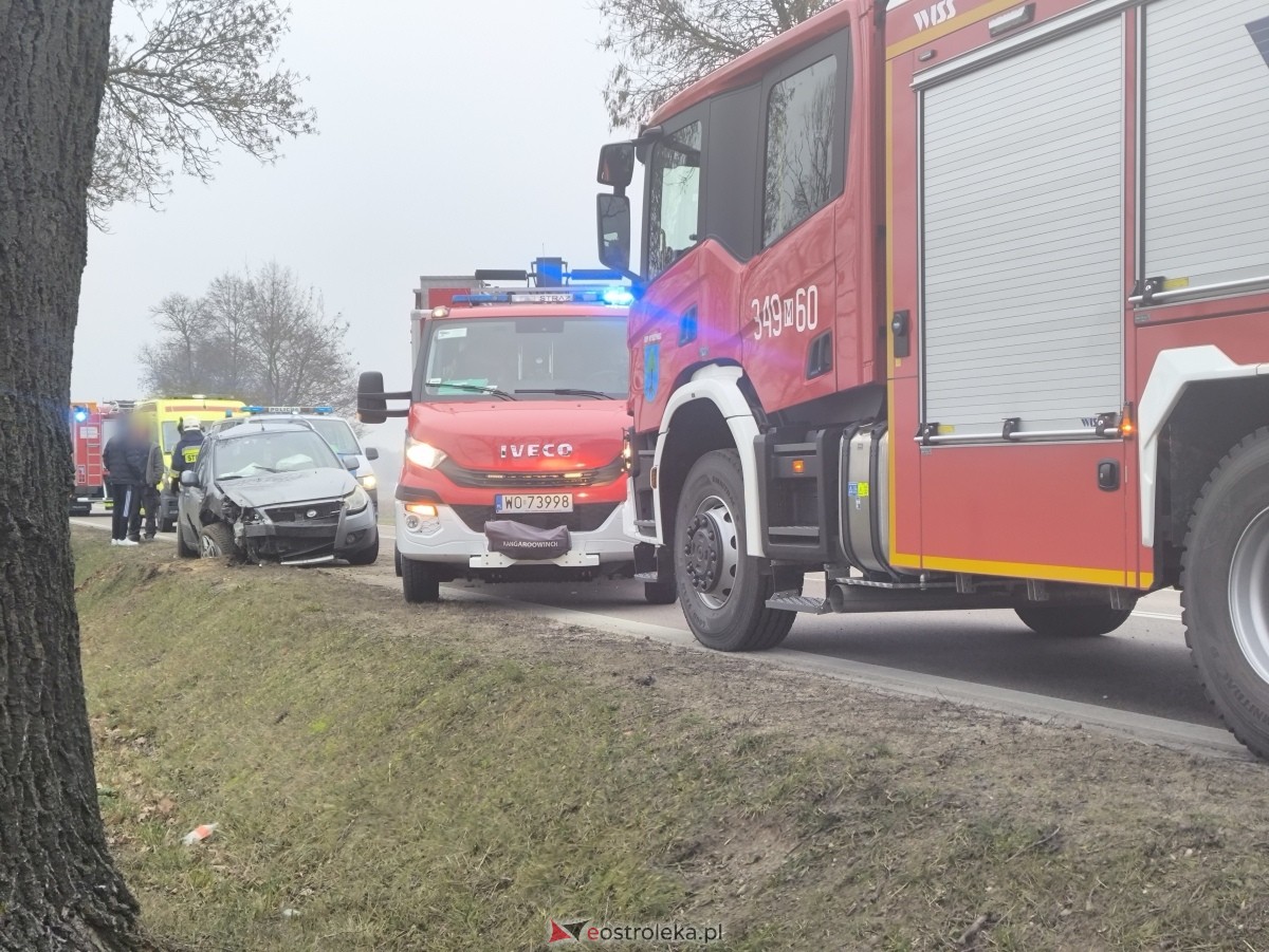 Wypadek w Wykrocie [22.01.2025] - zdjęcie #8 - eOstroleka.pl