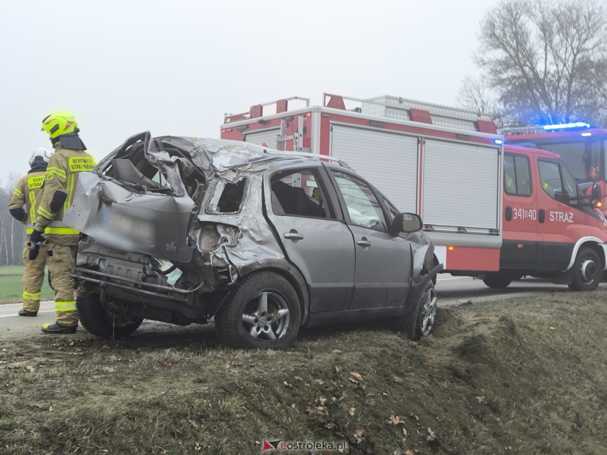 Wypadek w Wykrocie [22.01.2025] - zdjęcie #3 - eOstroleka.pl