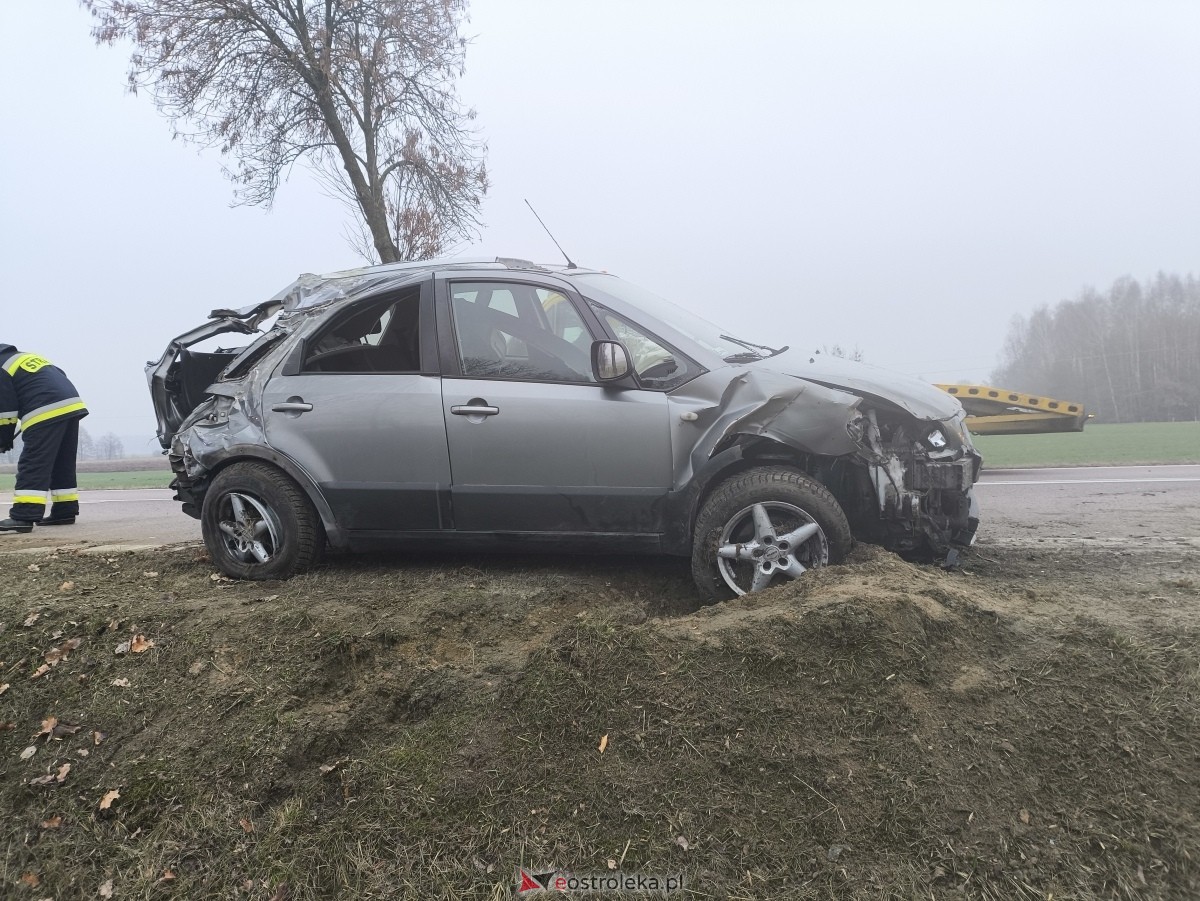 Wypadek w Wykrocie [22.01.2025] - zdjęcie #1 - eOstroleka.pl