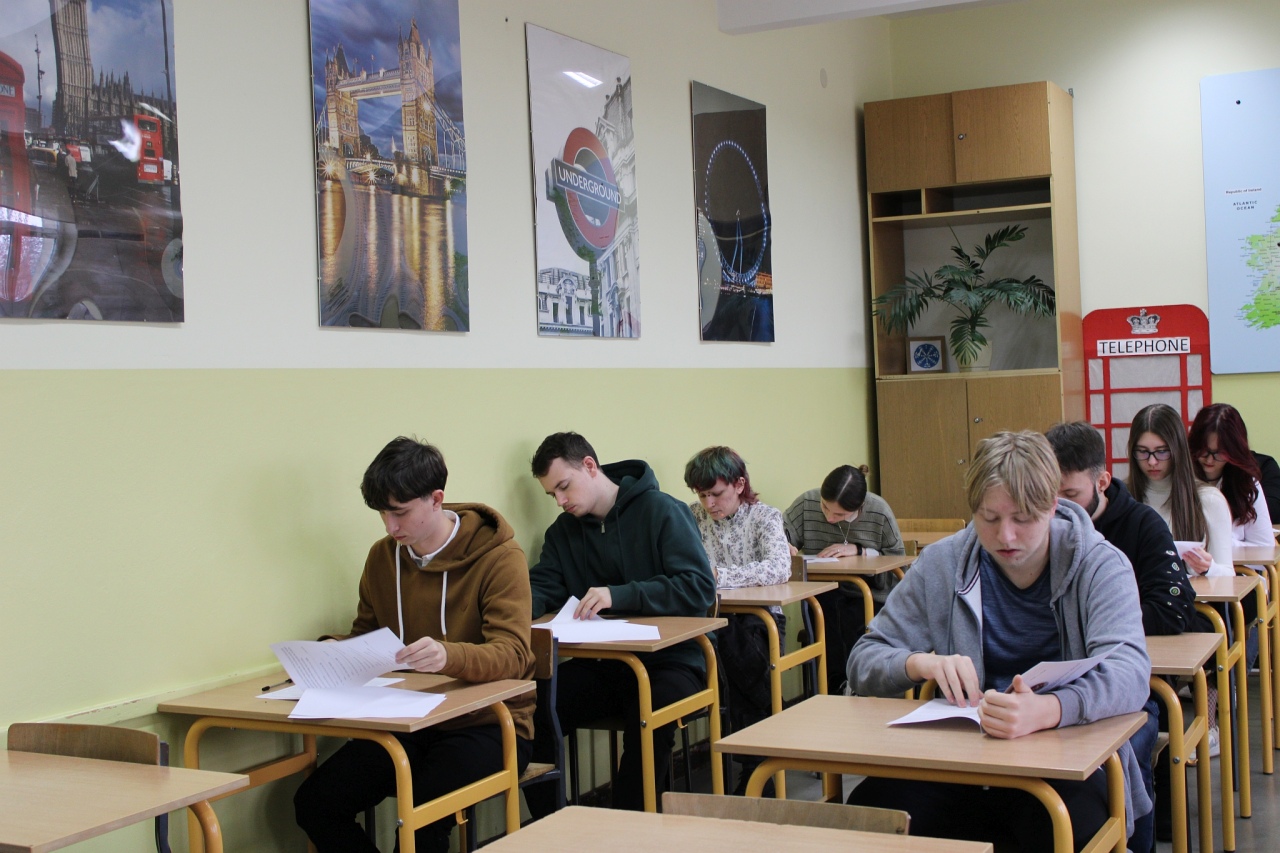 X Międzyszkolny Konkurs Języka Angielskiego [21.01.2025] - zdjęcie #15 - eOstroleka.pl
