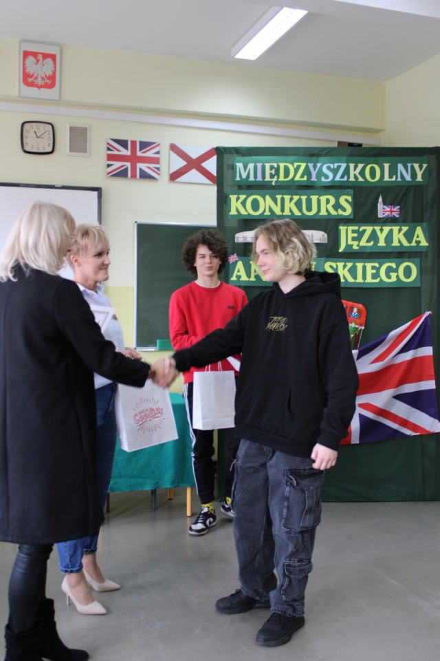 X Międzyszkolny Konkurs Języka Angielskiego [21.01.2025] - zdjęcie #2 - eOstroleka.pl