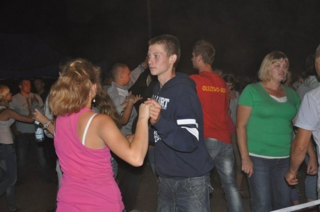 Dożynki gminno-parafialne gminy Olszewo - borki w Żebrach Perosach (4 IX 2011) - zdjęcie #72 - eOstroleka.pl
