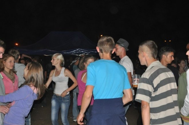 Dożynki gminno-parafialne gminy Olszewo - borki w Żebrach Perosach (4 IX 2011) - zdjęcie #64 - eOstroleka.pl
