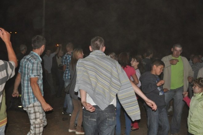 Dożynki gminno-parafialne gminy Olszewo - borki w Żebrach Perosach (4 IX 2011) - zdjęcie #45 - eOstroleka.pl