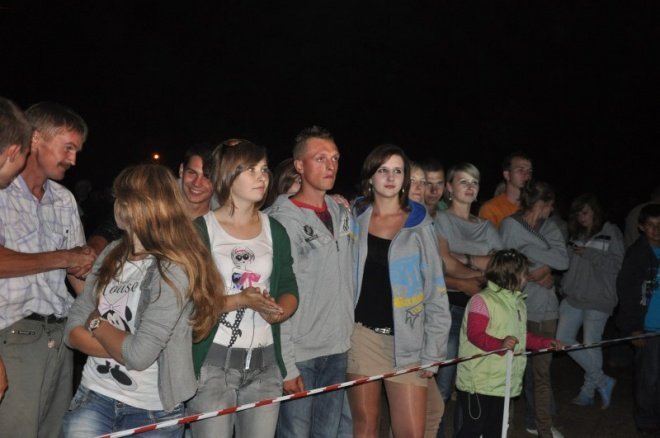 Dożynki gminno-parafialne gminy Olszewo - borki w Żebrach Perosach (4 IX 2011) - zdjęcie #31 - eOstroleka.pl