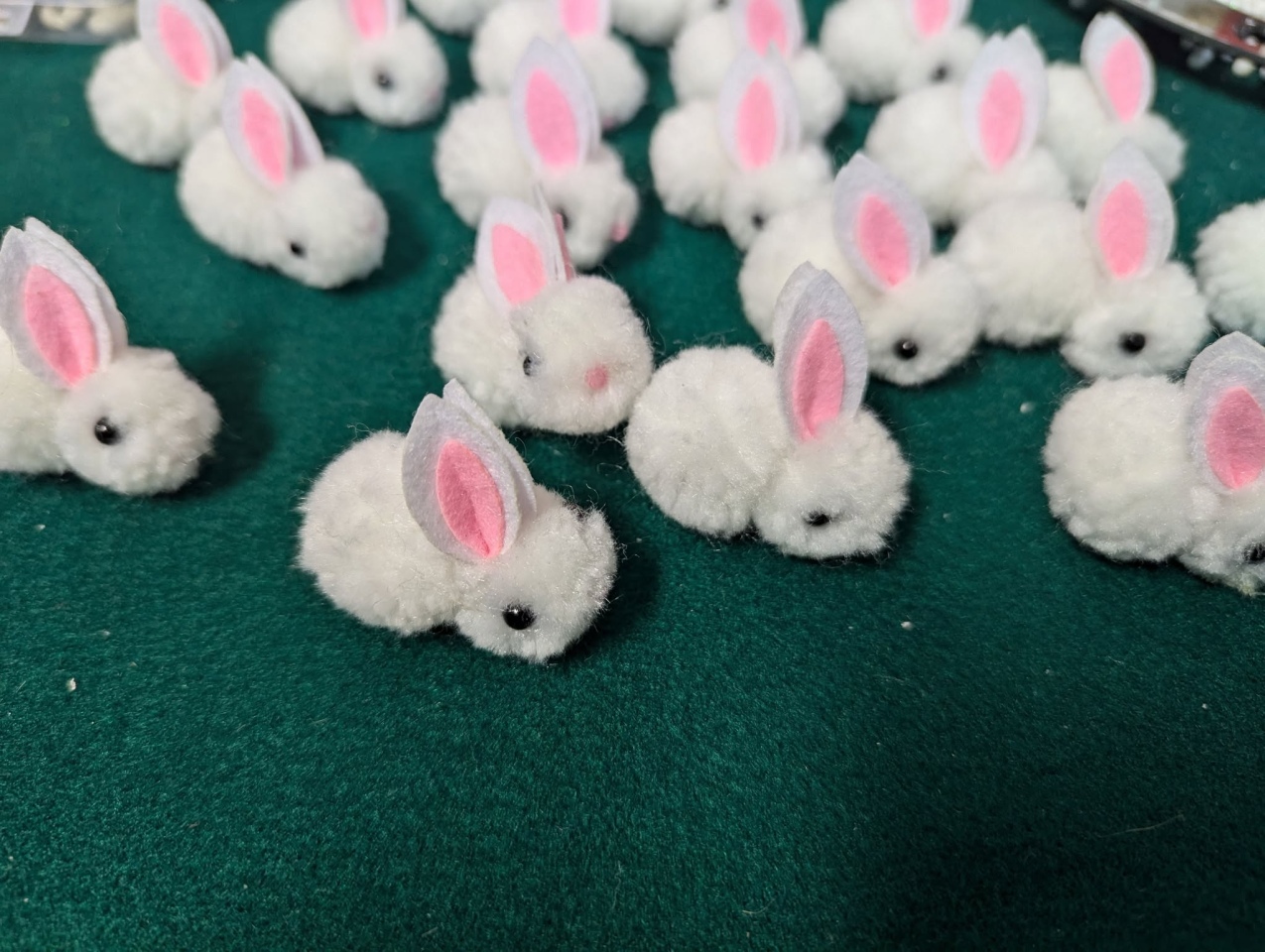 Gadzżety dla WOŚP od wychowanków OOW w Laskowcu [25.01.2025] - zdjęcie #9 - eOstroleka.pl