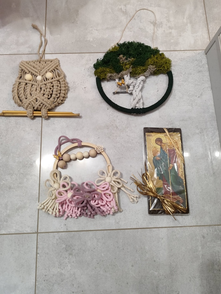 Gadzżety dla WOŚP od wychowanków OOW w Laskowcu [25.01.2025] - zdjęcie #7 - eOstroleka.pl