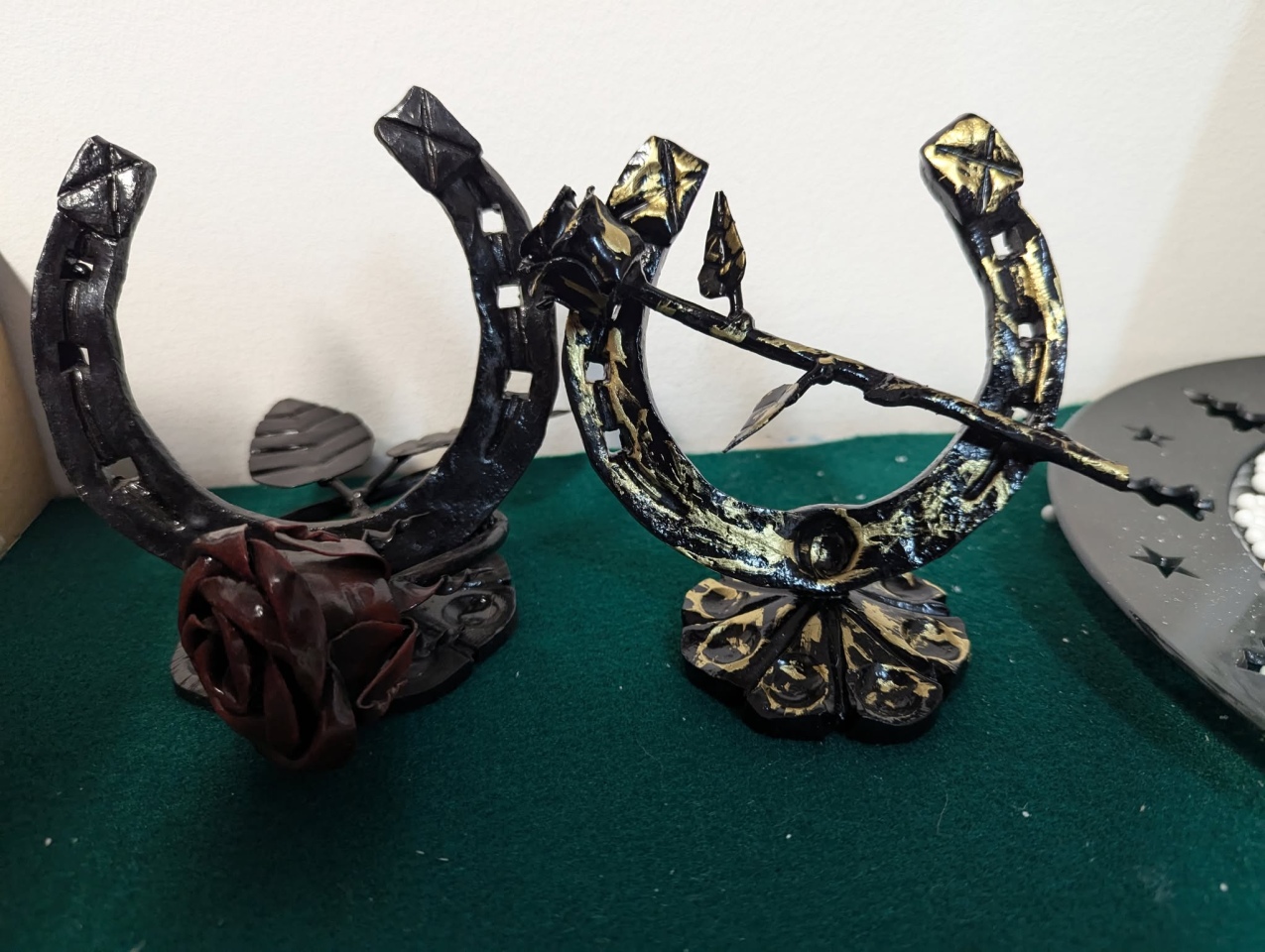 Gadzżety dla WOŚP od wychowanków OOW w Laskowcu [25.01.2025] - zdjęcie #3 - eOstroleka.pl