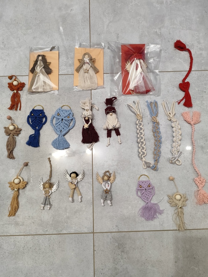 Gadzżety dla WOŚP od wychowanków OOW w Laskowcu [25.01.2025] - zdjęcie #2 - eOstroleka.pl