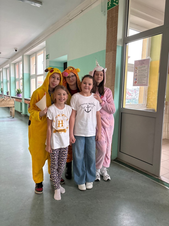 Przedfinał wOŚP w Szkole Podstawowej nr 5 [24.01.2025] - zdjęcie #2 - eOstroleka.pl