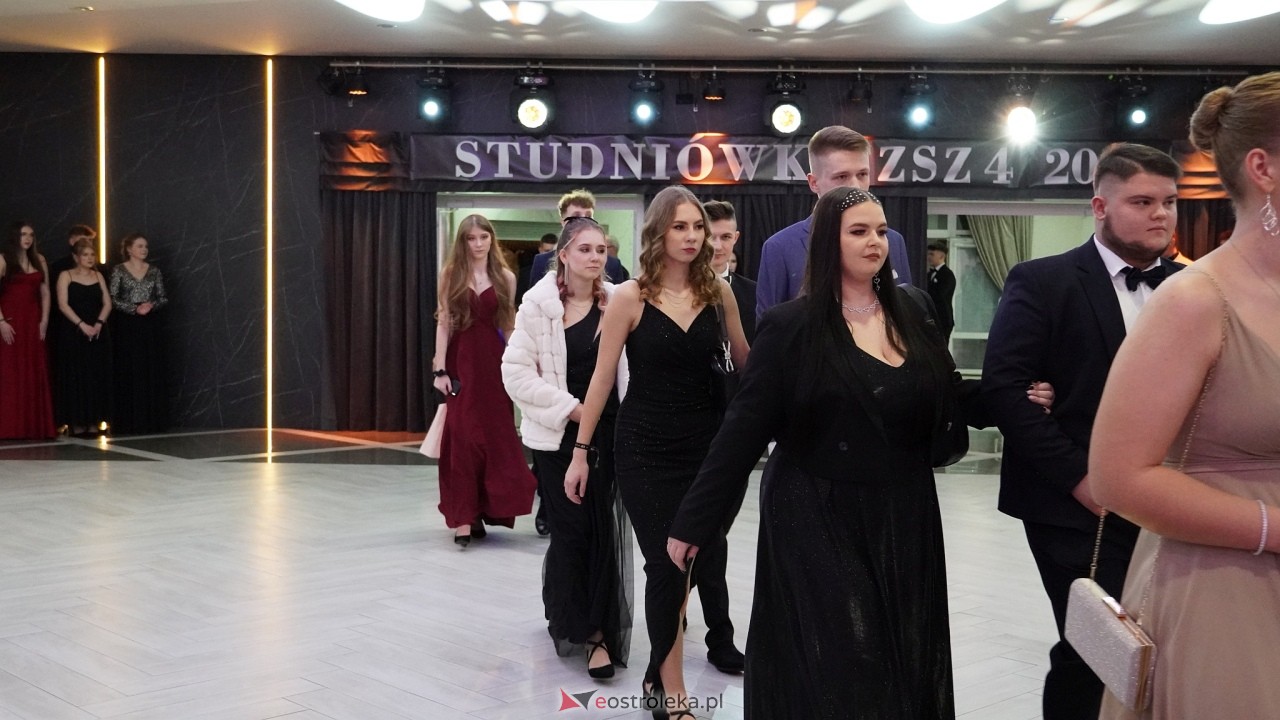 Studniówka ZSZ 4 w  Ostrołęce [23.01.2025] - zdjęcie #172 - eOstroleka.pl