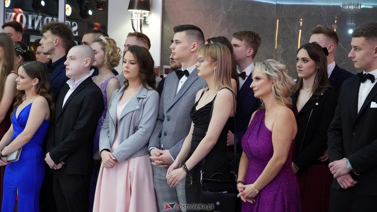 Studniówka ZSZ 4 w  Ostrołęce [23.01.2025] - zdjęcie #159 - eOstroleka.pl