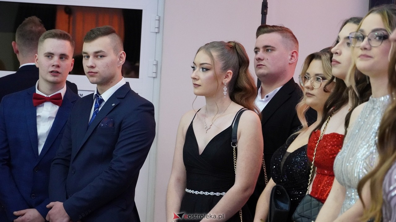 Studniówka ZSZ 4 w  Ostrołęce [23.01.2025] - zdjęcie #156 - eOstroleka.pl