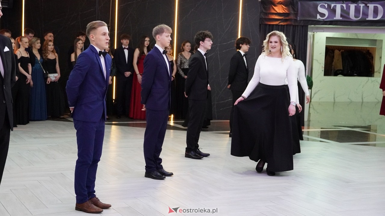 Studniówka ZSZ 4 w  Ostrołęce [23.01.2025] - zdjęcie #146 - eOstroleka.pl