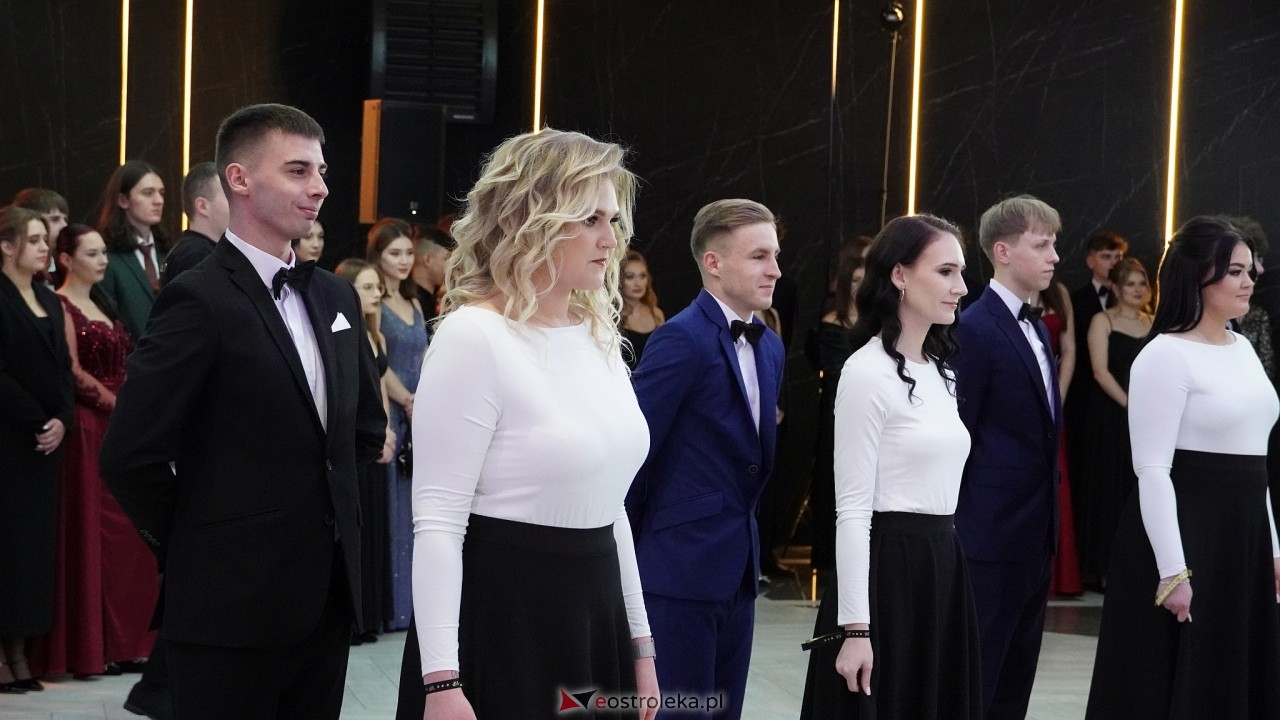 Studniówka ZSZ 4 w  Ostrołęce [23.01.2025] - zdjęcie #144 - eOstroleka.pl