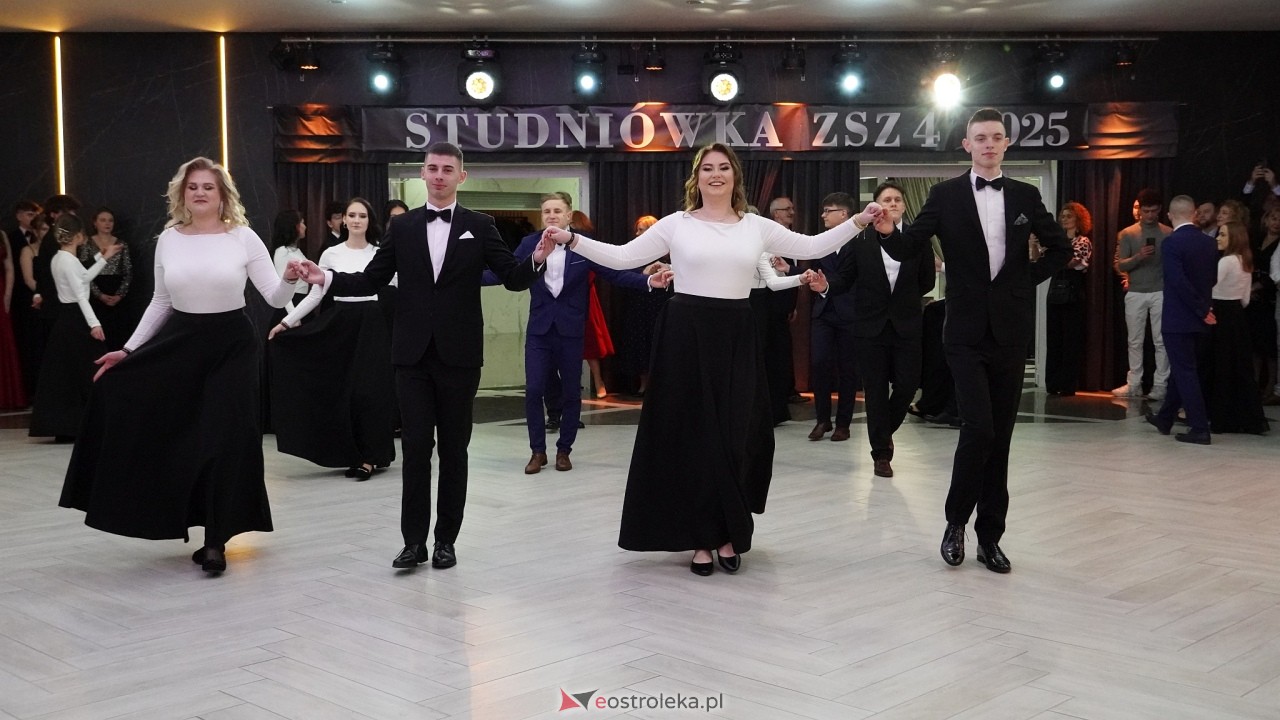 Studniówka ZSZ 4 w  Ostrołęce [23.01.2025] - zdjęcie #142 - eOstroleka.pl