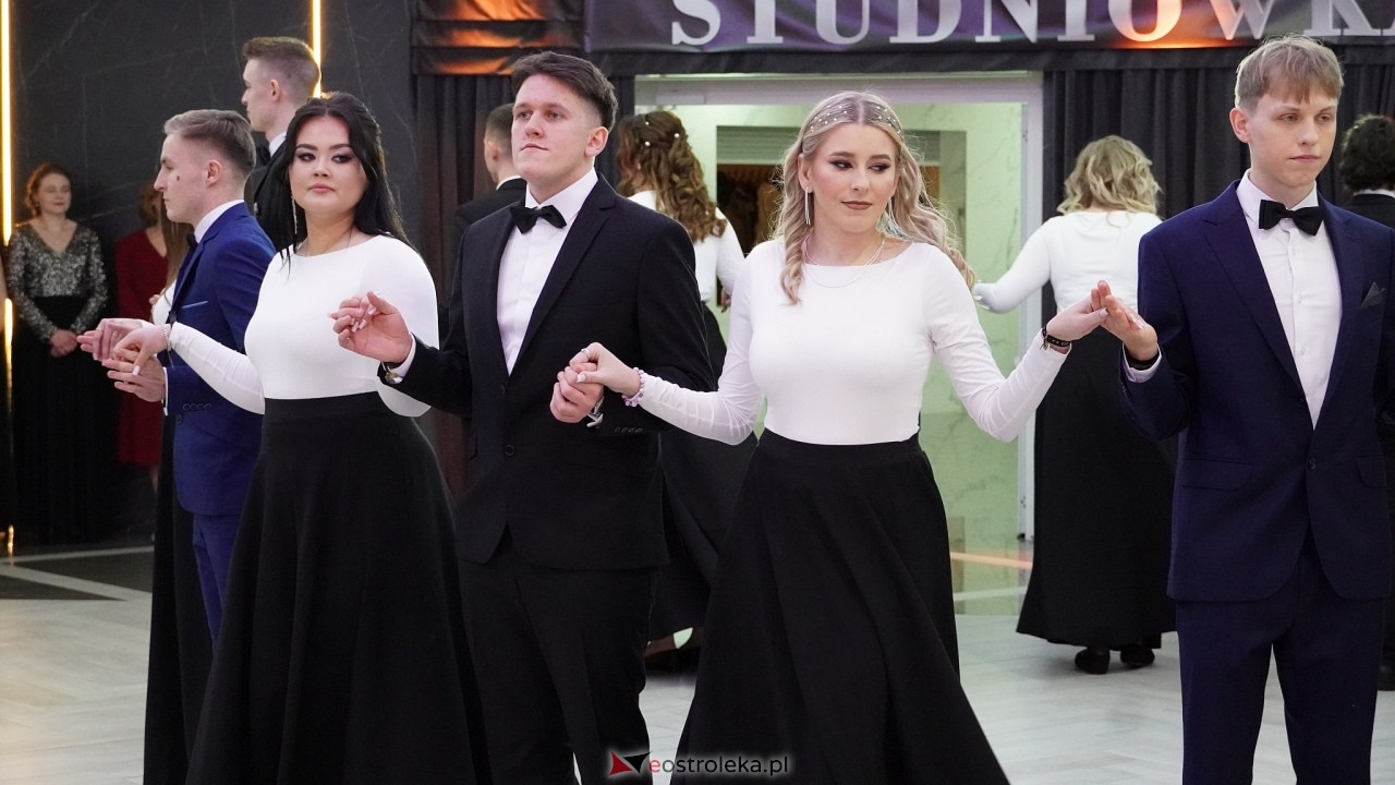 Studniówka ZSZ 4 w  Ostrołęce [23.01.2025] - zdjęcie #123 - eOstroleka.pl