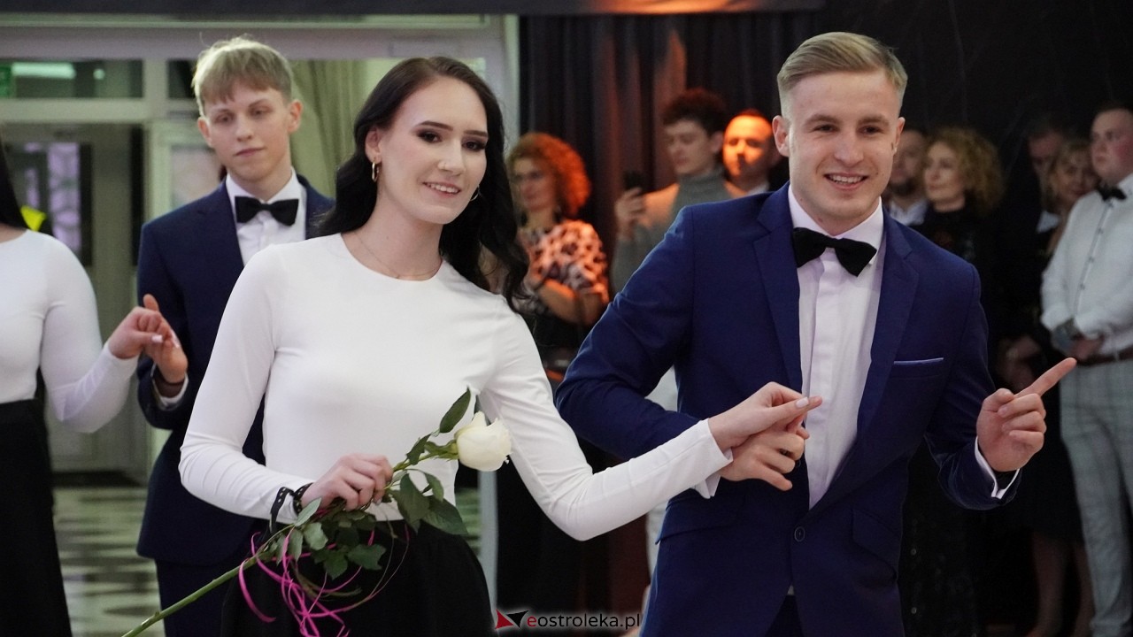 Studniówka ZSZ 4 w  Ostrołęce [23.01.2025] - zdjęcie #112 - eOstroleka.pl