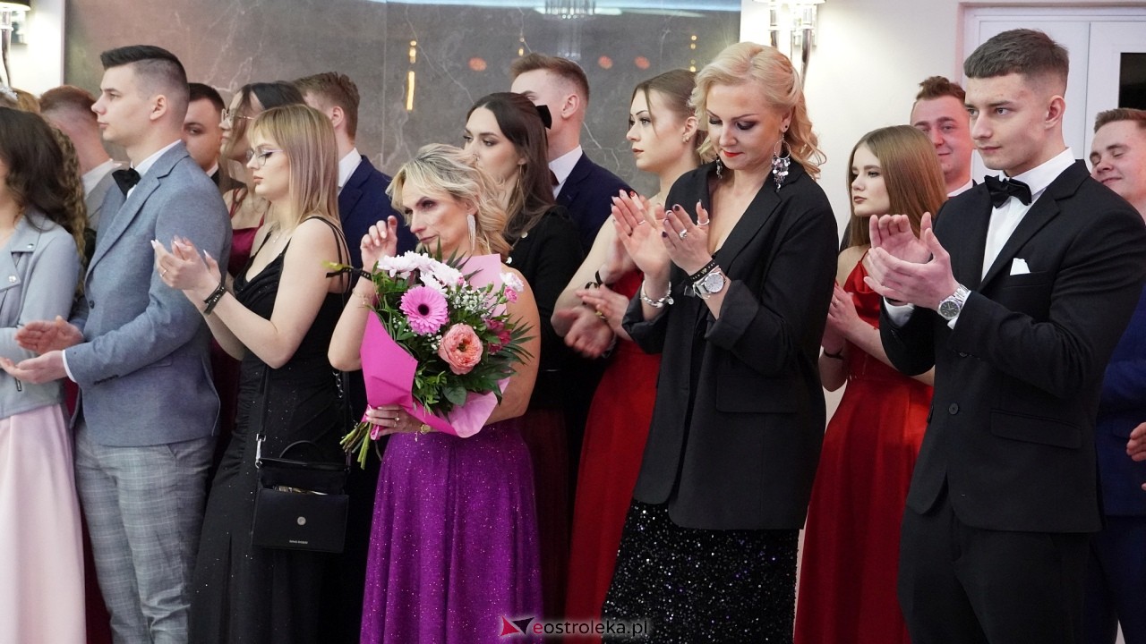 Studniówka ZSZ 4 w  Ostrołęce [23.01.2025] - zdjęcie #97 - eOstroleka.pl