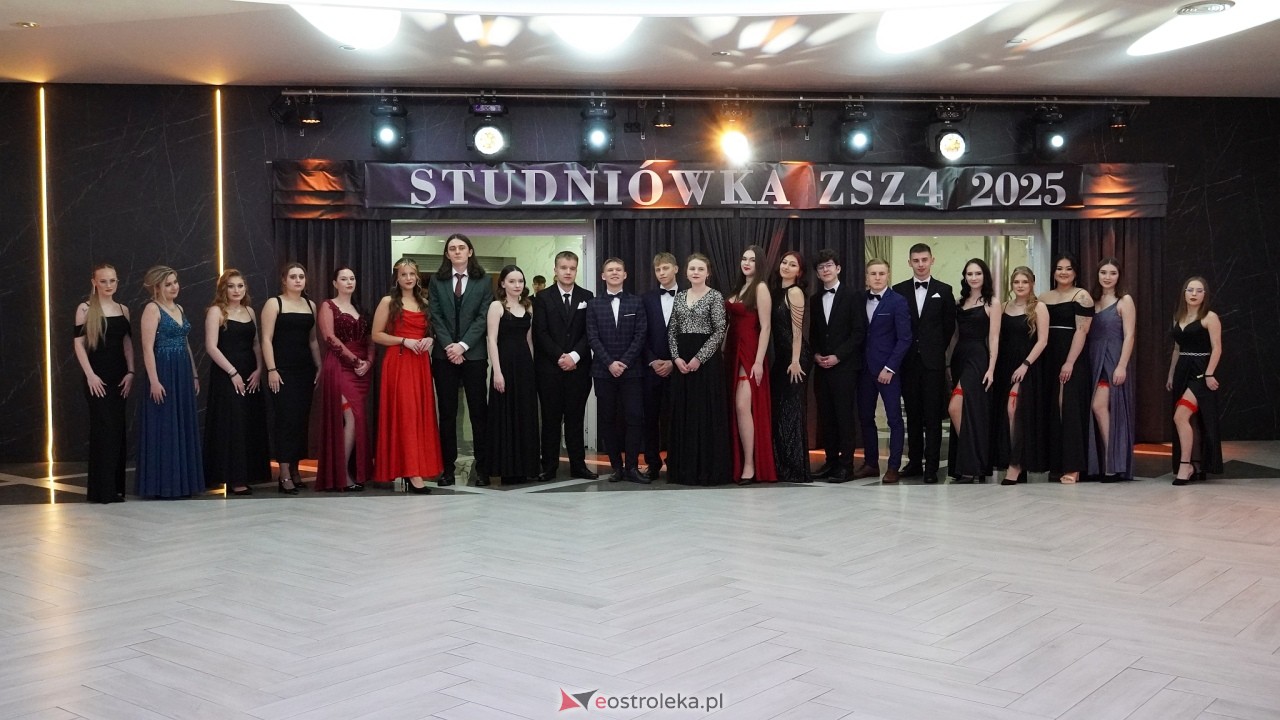 Studniówka ZSZ 4 w  Ostrołęce [23.01.2025] - zdjęcie #72 - eOstroleka.pl