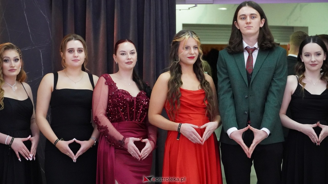 Studniówka ZSZ 4 w  Ostrołęce [23.01.2025] - zdjęcie #68 - eOstroleka.pl