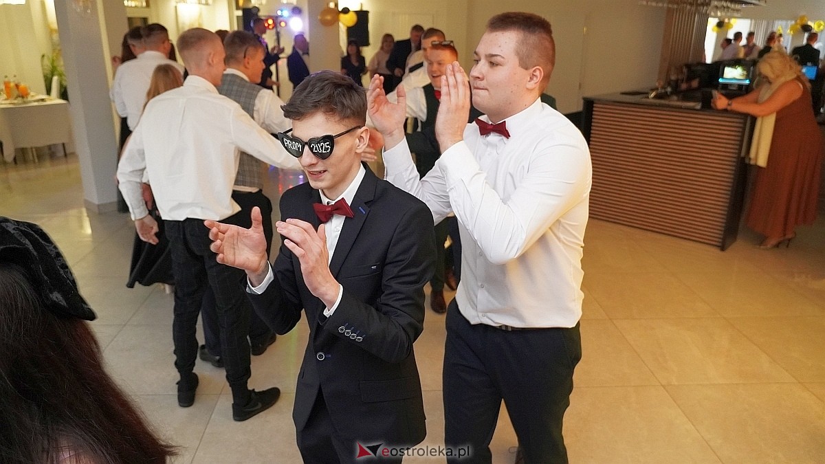 Studniówka ZSP w Goworowie [25.01.20205] - zdjęcie #15 - eOstroleka.pl