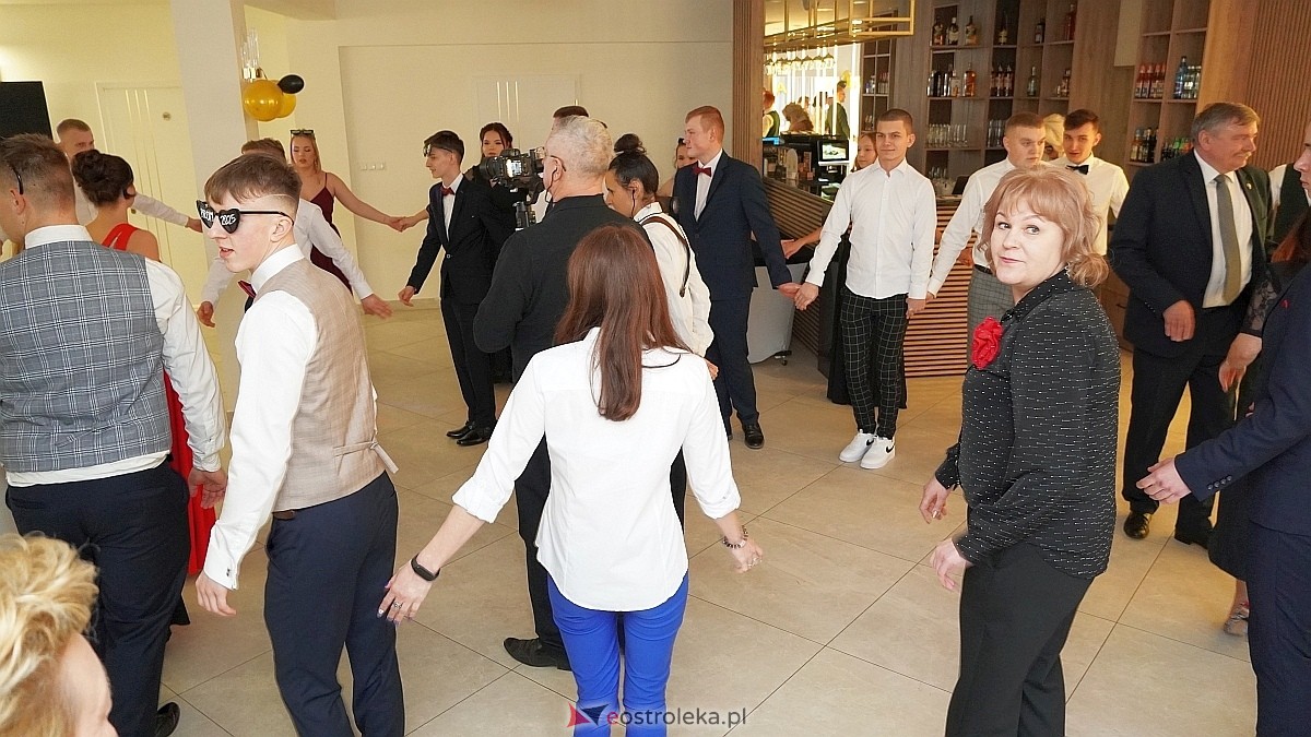 Studniówka ZSP w Goworowie [25.01.20205] - zdjęcie #4 - eOstroleka.pl