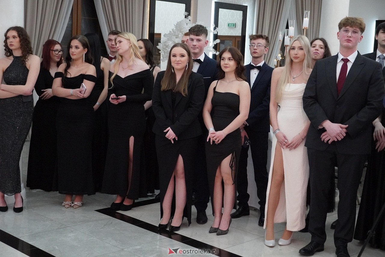 Studniówka w Zespole Szkół Zawodowych nr 3 w Ostrołęce [25.01.2025] - zdjęcie #193 - eOstroleka.pl